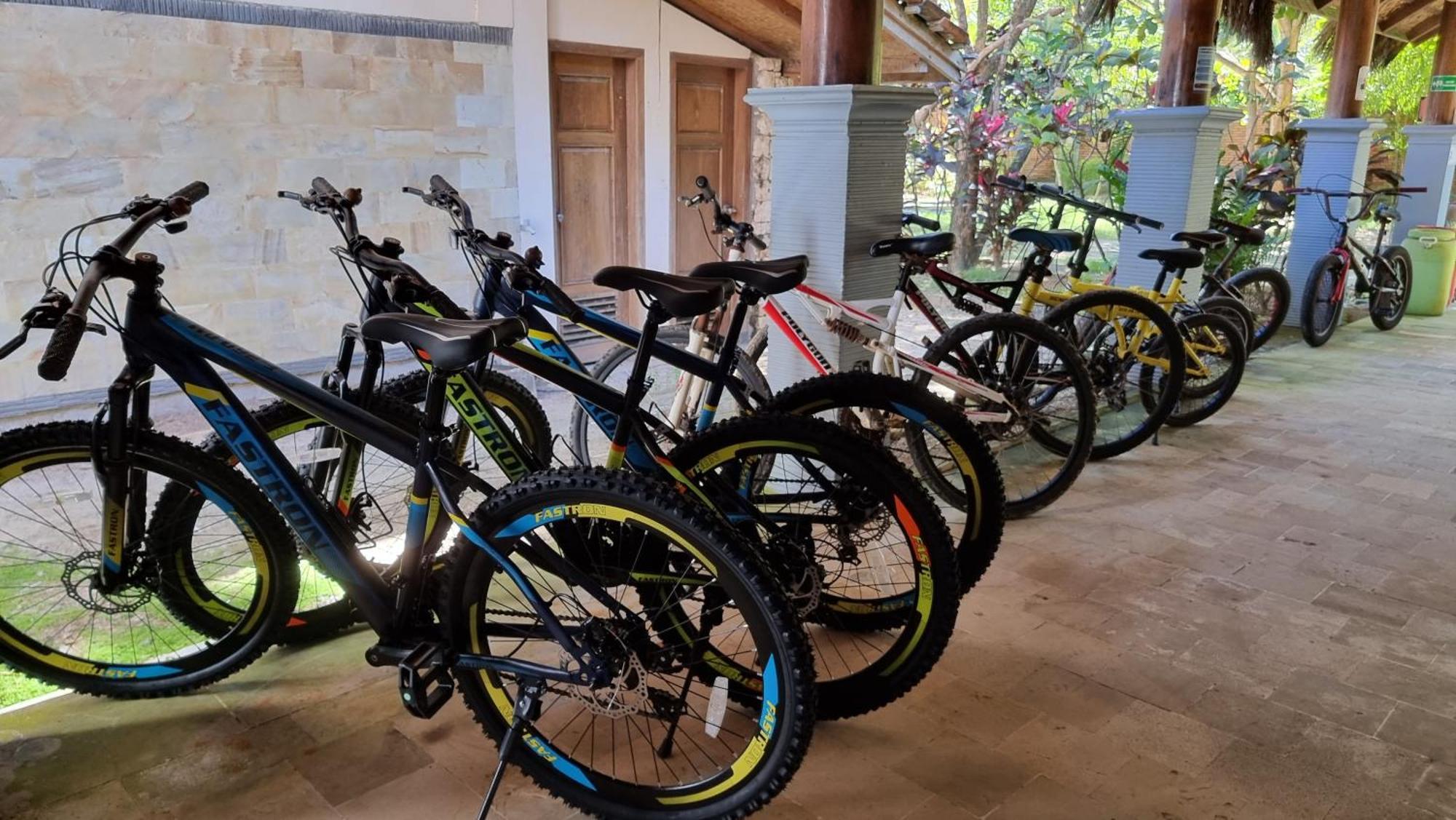 Istana Ombak Eco Resort Pacitan Kültér fotó