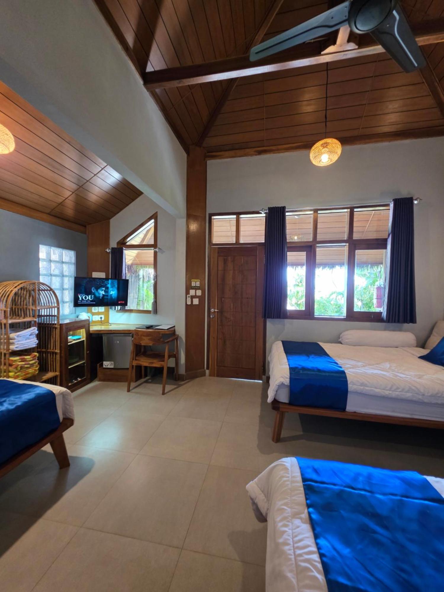 Istana Ombak Eco Resort Pacitan Kültér fotó